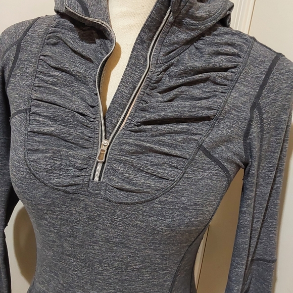 🌺 NEW Lululemon Gray Run Resolution 1/4 Zip Define Shacket/Jacket - Picture 7 of 16